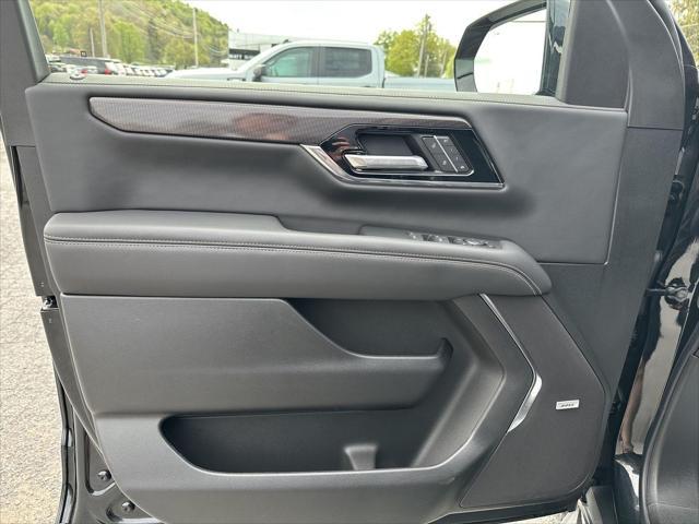 new 2025 GMC Yukon XL car, priced at $79,555
