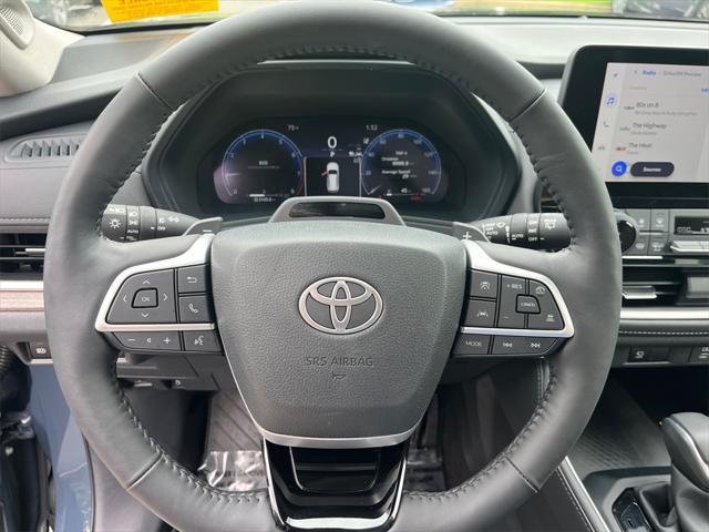 used 2025 Toyota Grand Highlander car, priced at $52,990