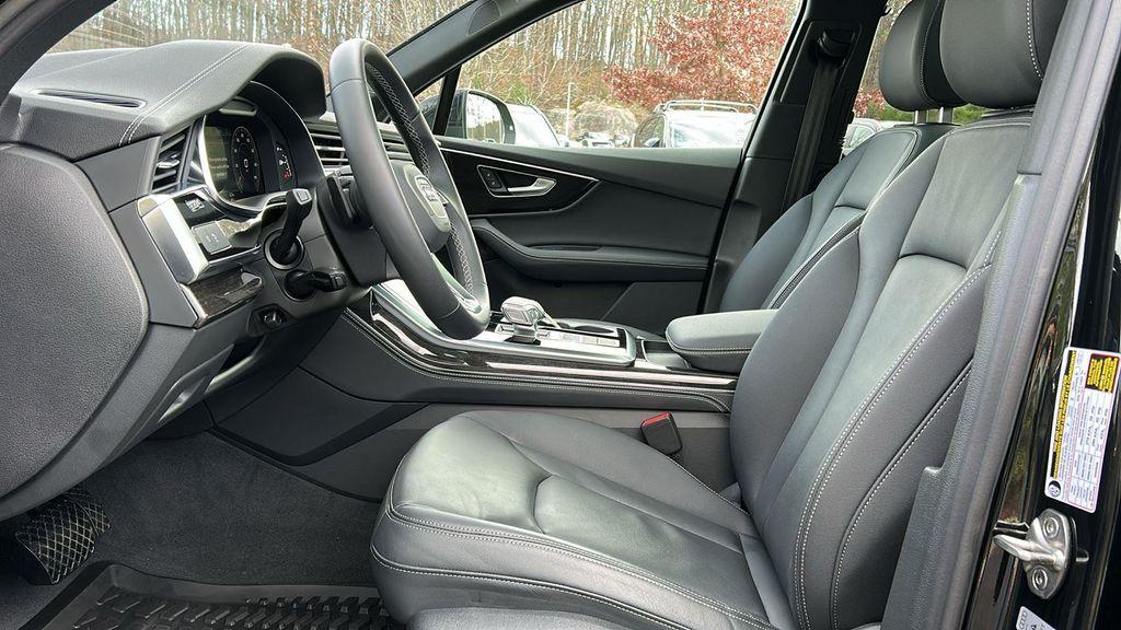 used 2025 Audi Q7 car, priced at $51,990