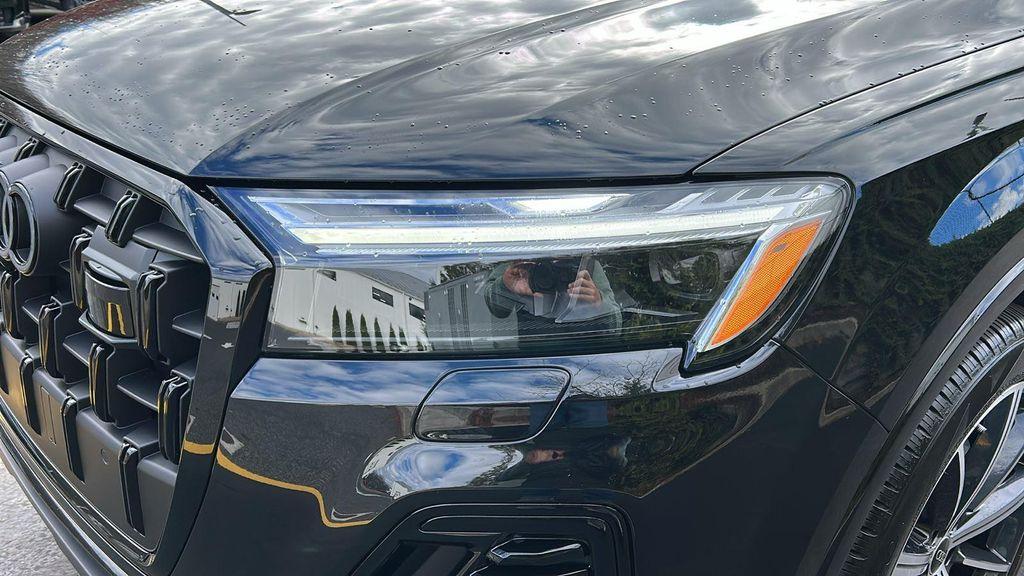 used 2025 Audi Q7 car, priced at $51,990