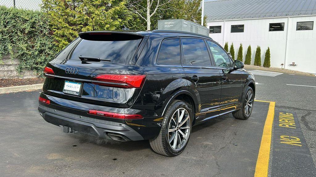 used 2025 Audi Q7 car, priced at $51,990