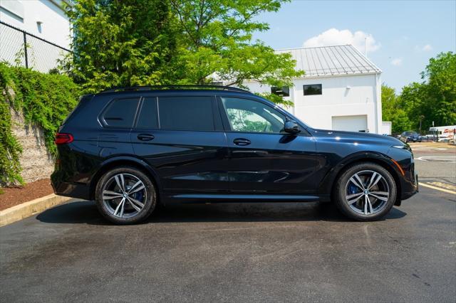 new 2025 BMW X7 car, priced at $93,325