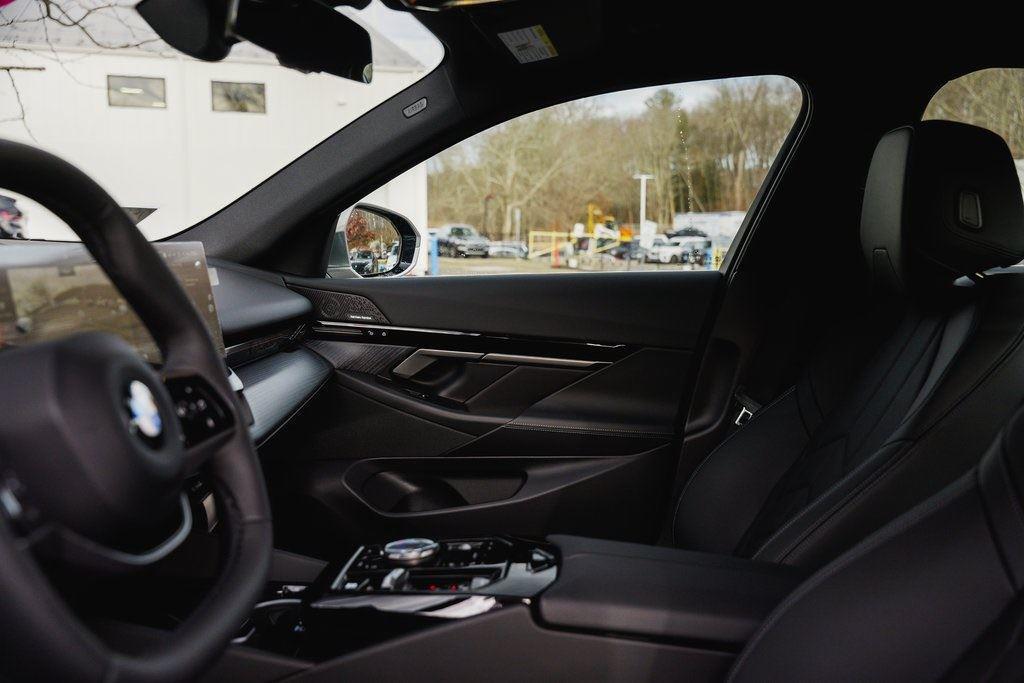 new 2025 BMW 530 car, priced at $62,675