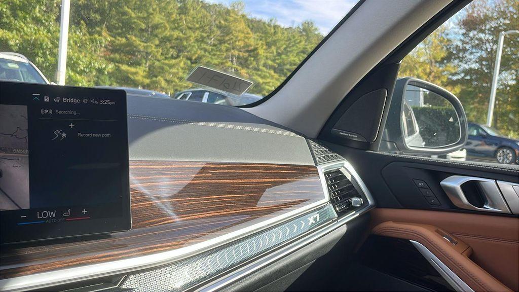 new 2026 BMW X7 car, priced at $92,080