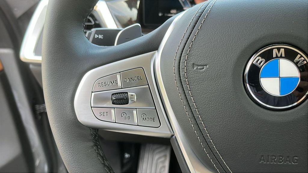 new 2026 BMW X7 car, priced at $92,080