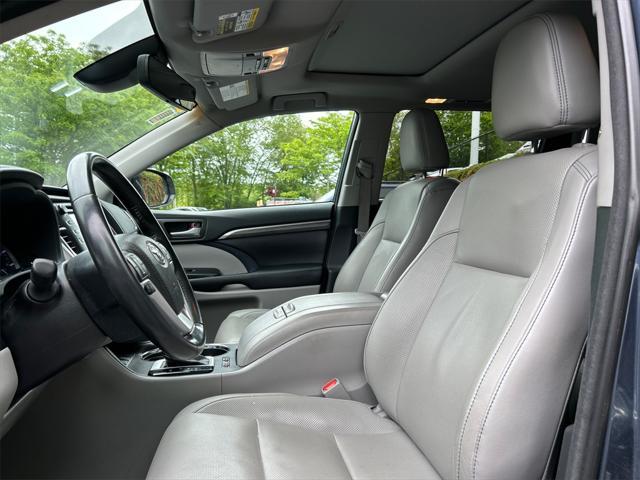 used 2018 Toyota Highlander car, priced at $25,990