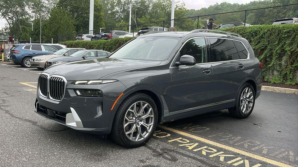 new 2026 BMW X7 car, priced at $91,965
