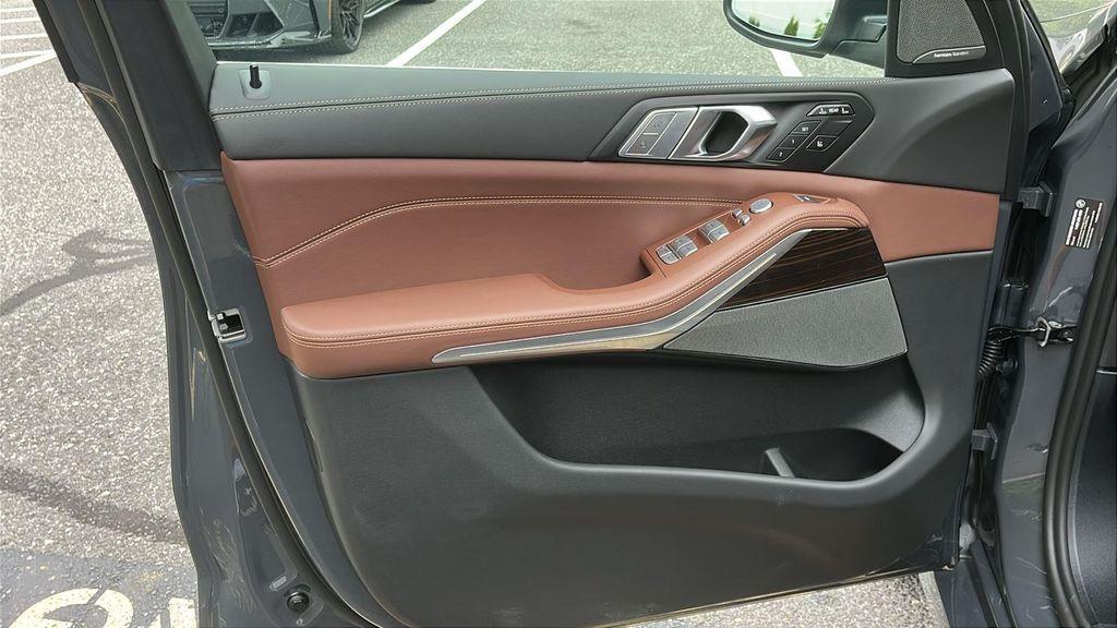 new 2026 BMW X7 car, priced at $91,965