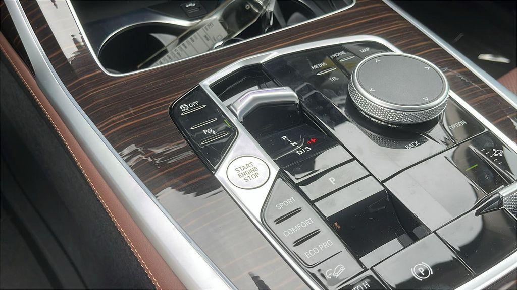 new 2026 BMW X7 car, priced at $91,965