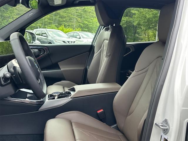 new 2025 BMW X3 car, priced at $55,425