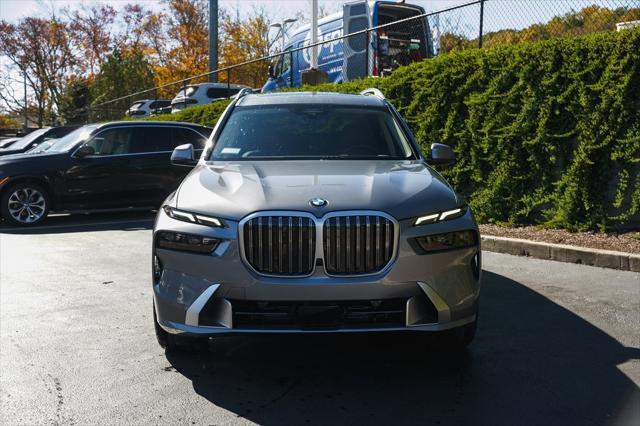 new 2025 BMW X7 car, priced at $88,855