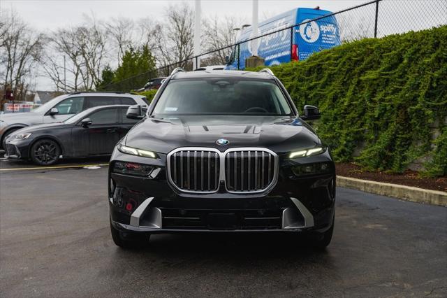 new 2025 BMW X7 car, priced at $89,755