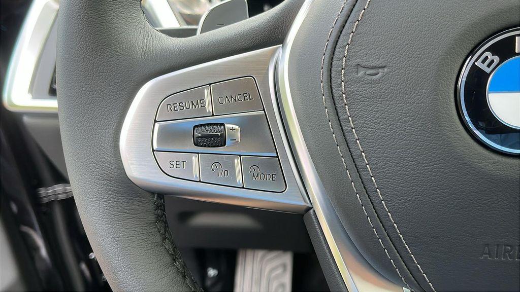 new 2026 BMW X7 car, priced at $92,080