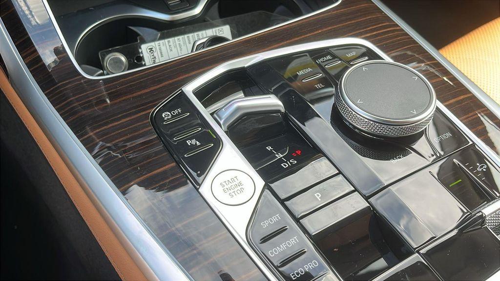 new 2026 BMW X7 car, priced at $92,080