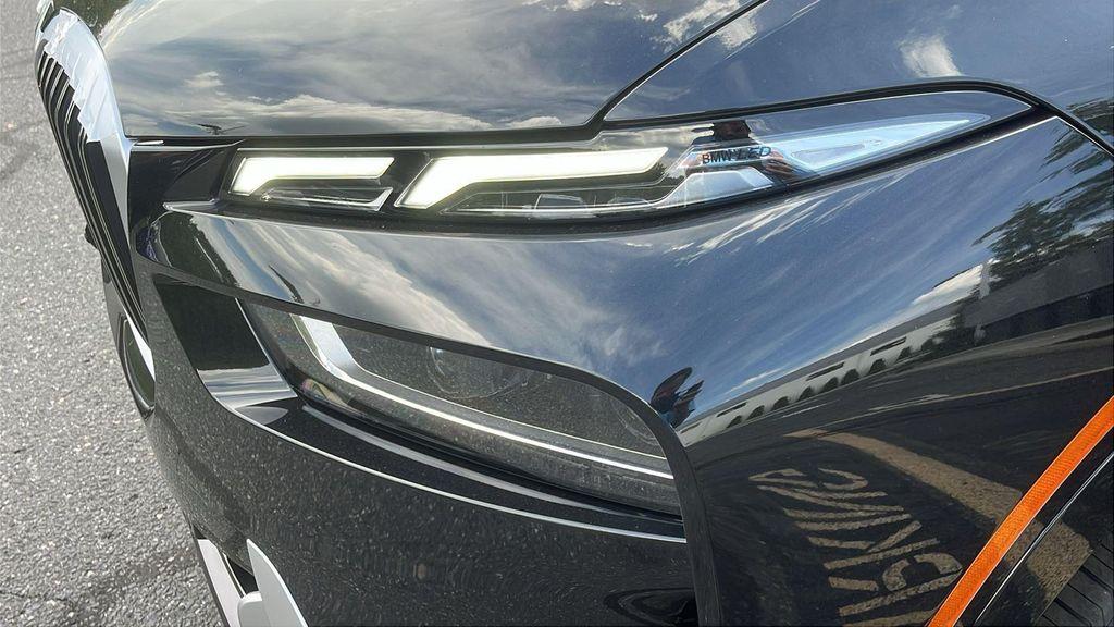 new 2026 BMW X7 car, priced at $92,080