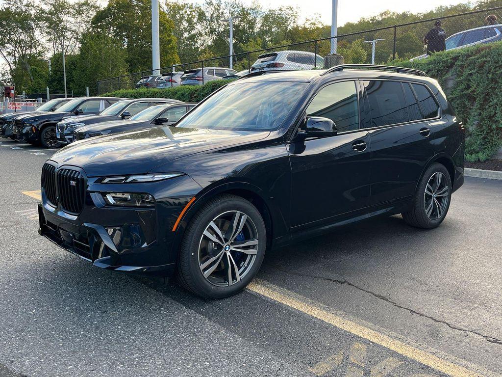new 2026 BMW X7 car, priced at $127,080
