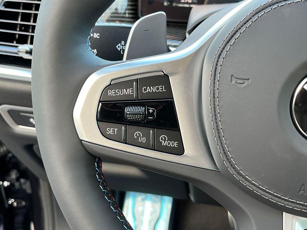 new 2026 BMW X7 car, priced at $127,080