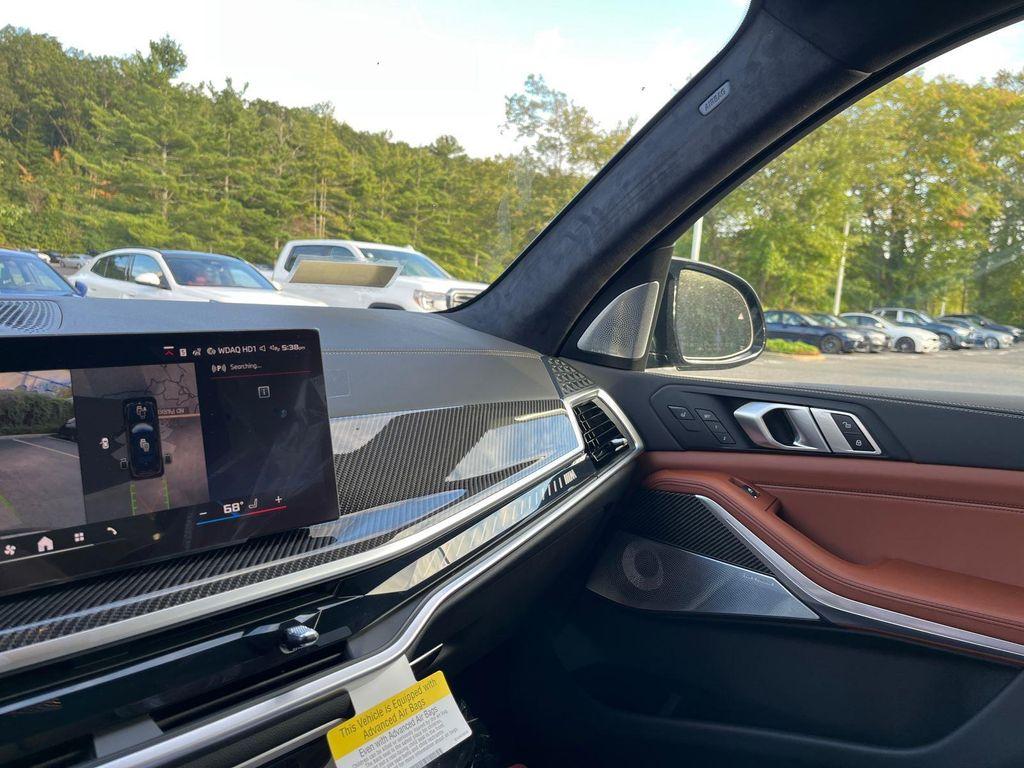 new 2026 BMW X7 car, priced at $127,080