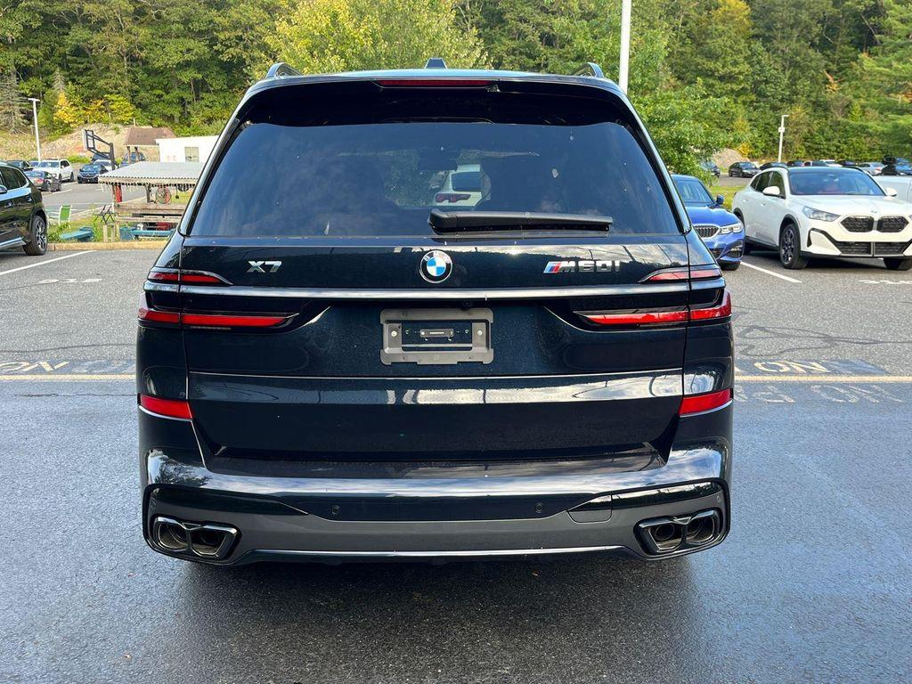 new 2026 BMW X7 car, priced at $127,080