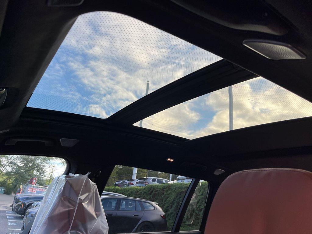 new 2026 BMW X7 car, priced at $127,080