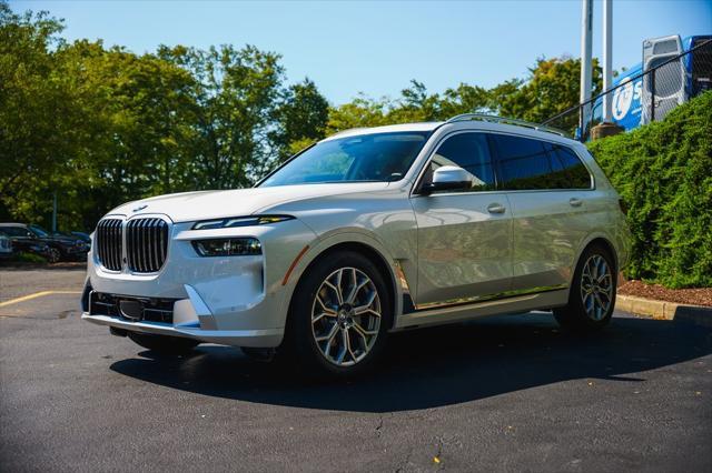 new 2025 BMW X7 car, priced at $90,305