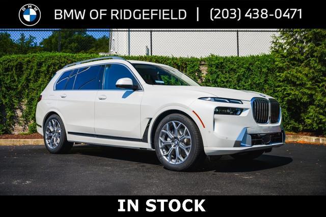 new 2025 BMW X7 car, priced at $90,305