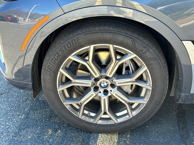 used 2022 BMW X7 car, priced at $47,490