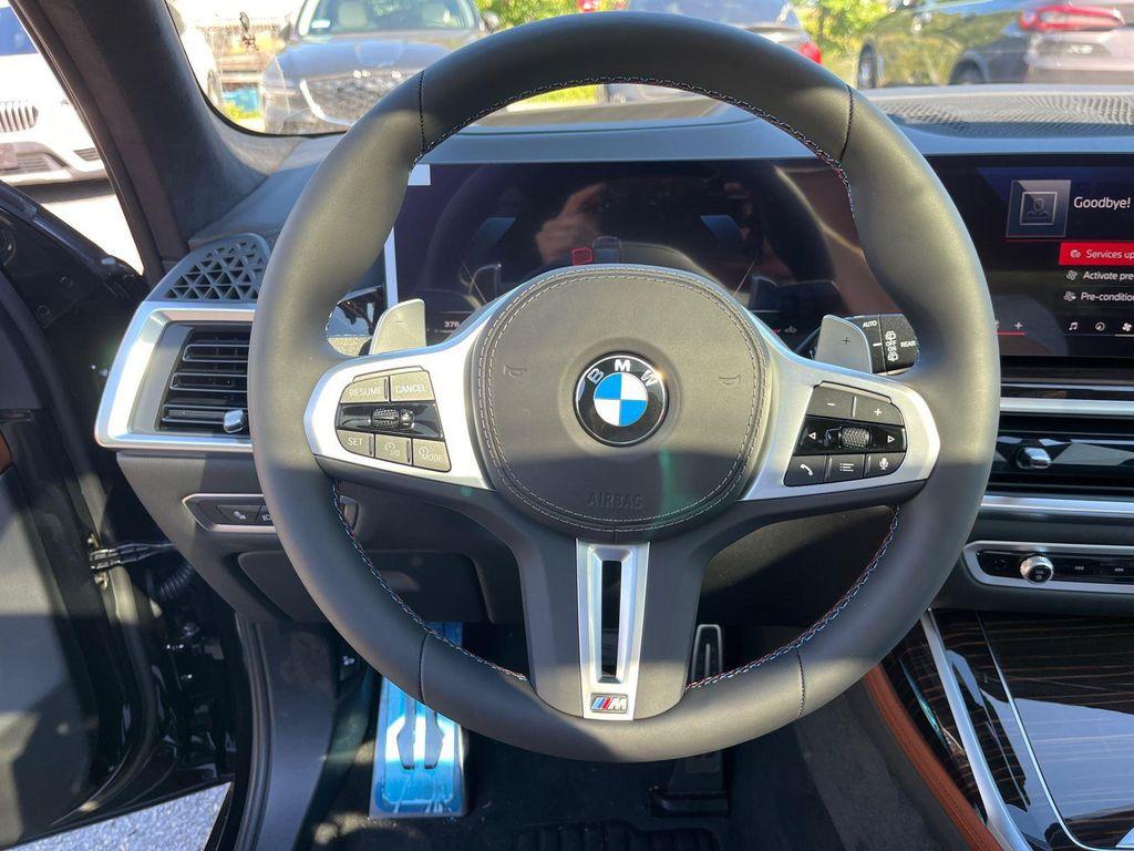 new 2026 BMW X7 car, priced at $122,530