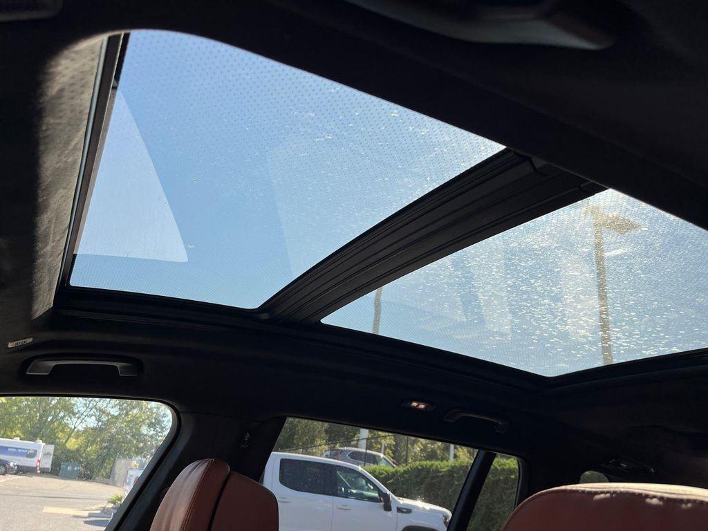 new 2026 BMW X7 car, priced at $122,530