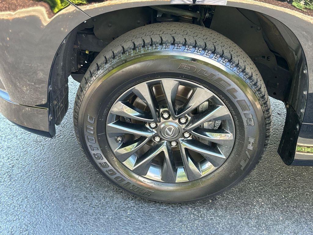 used 2022 Lexus GX 460 car, priced at $45,990