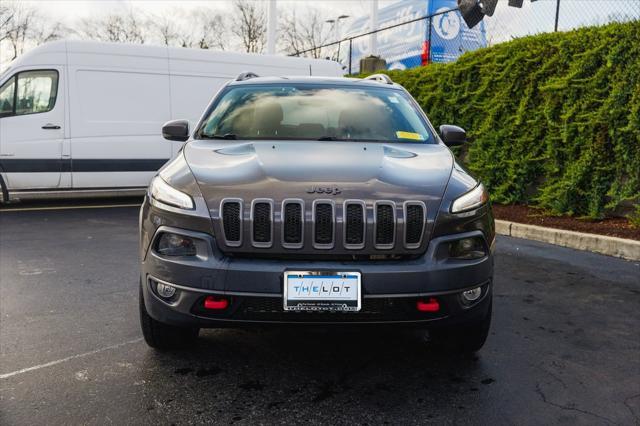 used 2018 Jeep Cherokee car, priced at $17,290