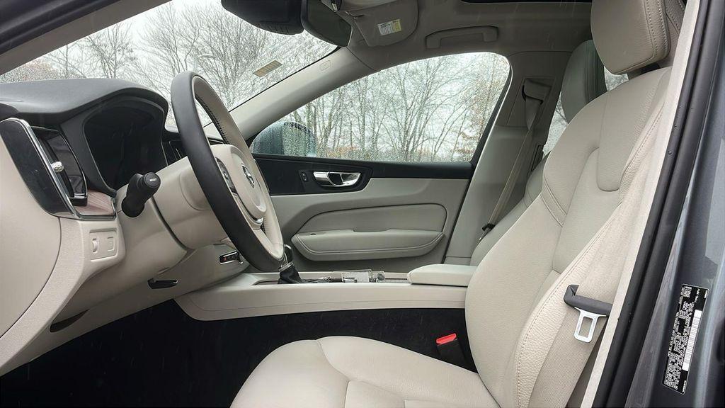 used 2021 Volvo XC60 car, priced at $27,990