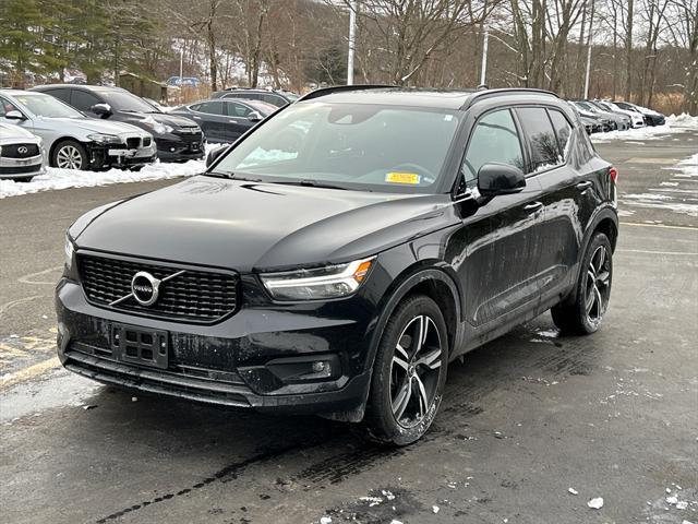 used 2022 Volvo XC40 car, priced at $27,690