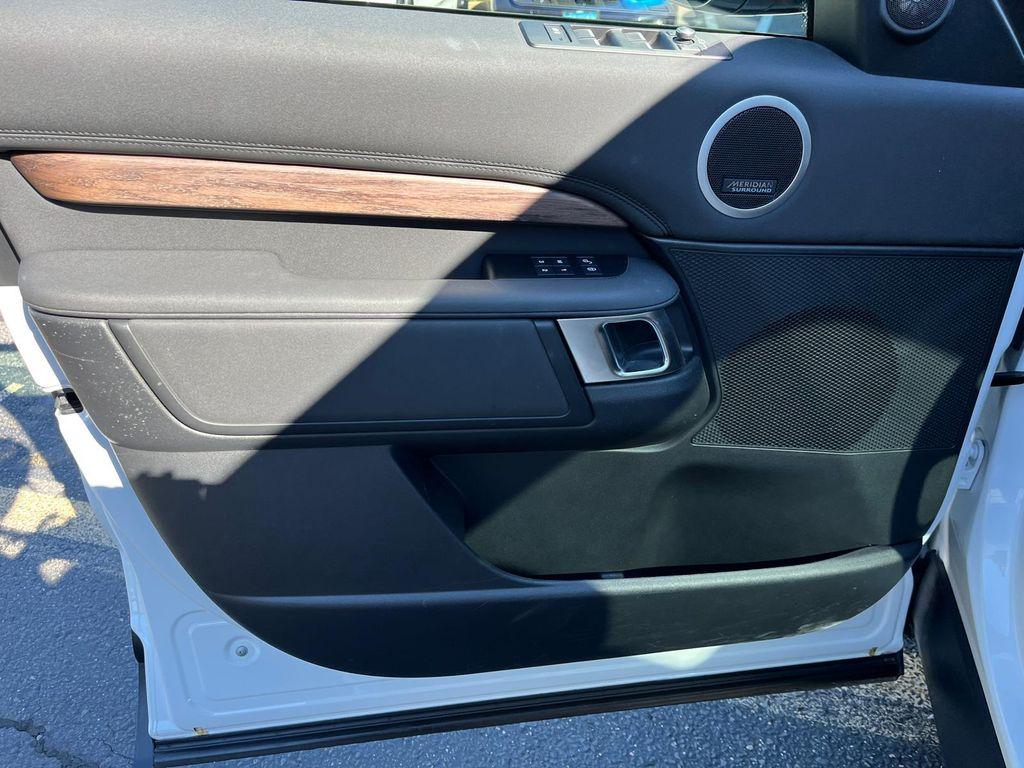used 2020 Land Rover Discovery car, priced at $27,990