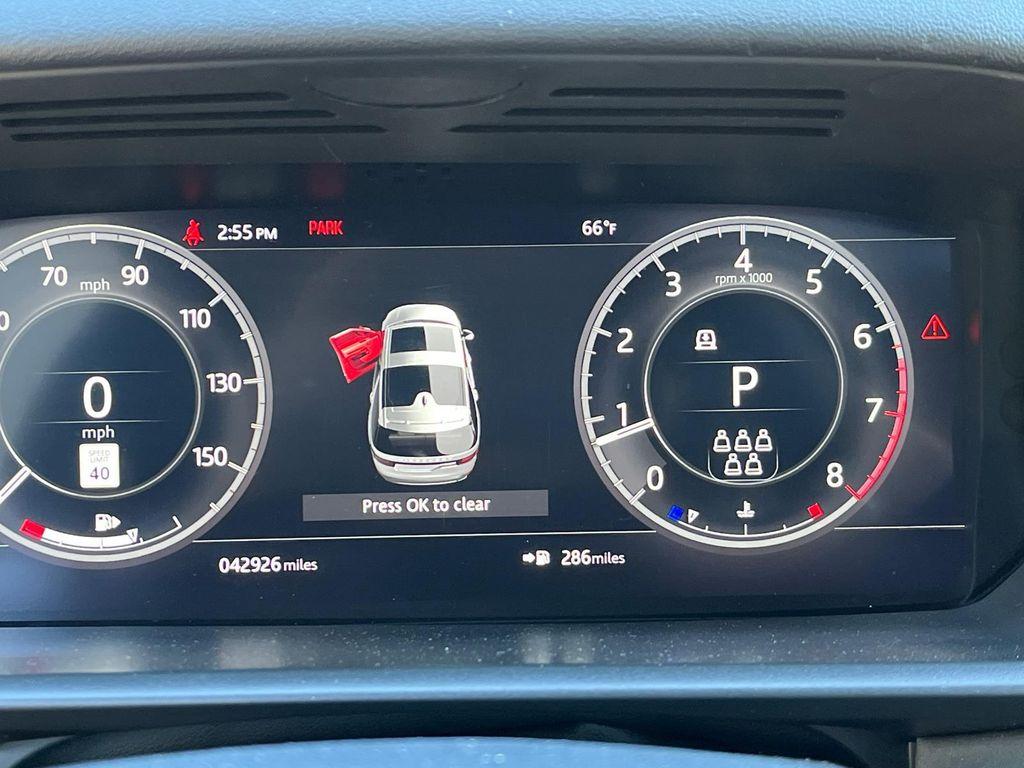used 2020 Land Rover Discovery car, priced at $27,990