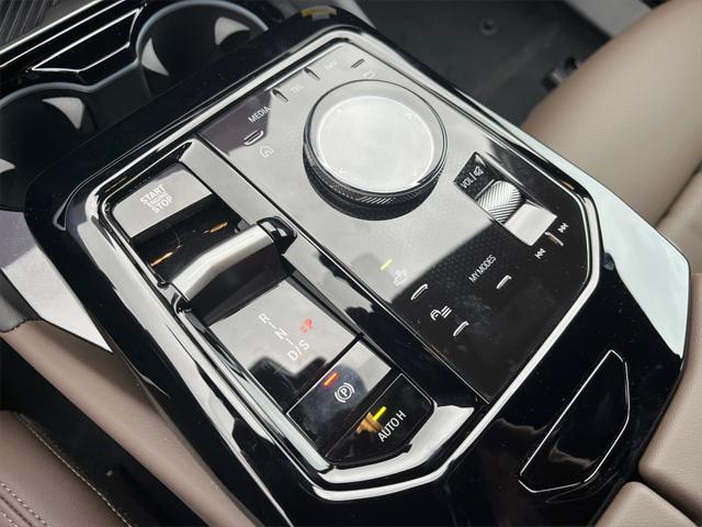 new 2025 BMW 530 car, priced at $64,925