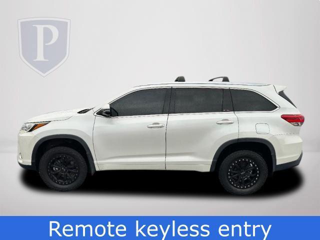 used 2018 Toyota Highlander car, priced at $26,250