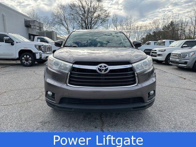 used 2016 Toyota Highlander car, priced at $20,800