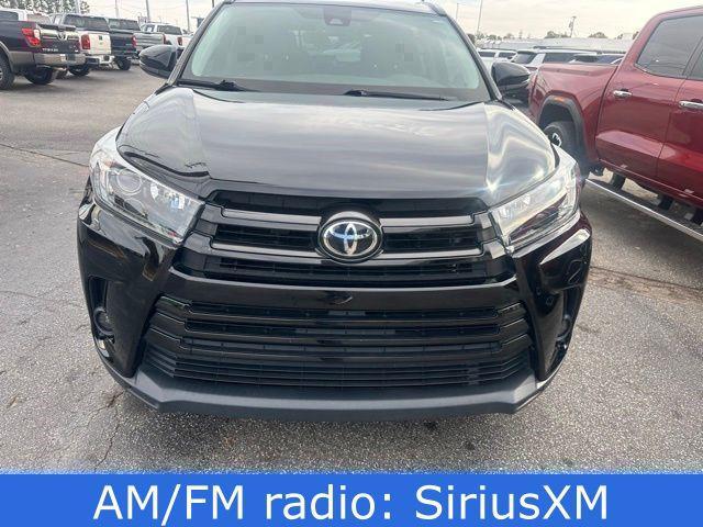 used 2019 Toyota Highlander car, priced at $28,400