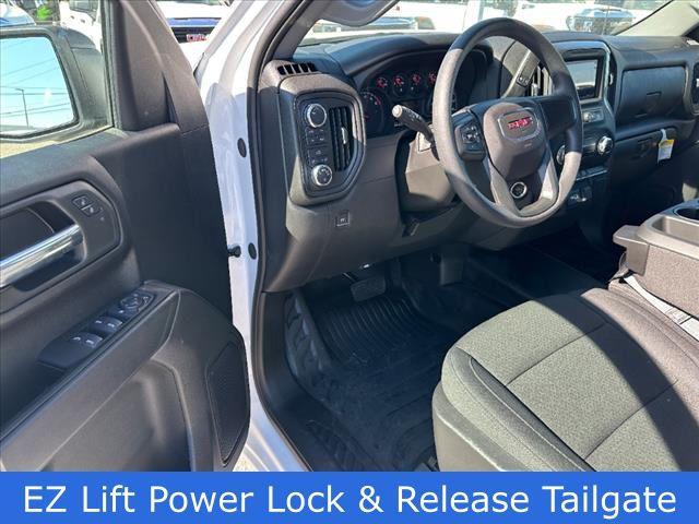 new 2025 GMC Sierra 1500 car, priced at $44,730