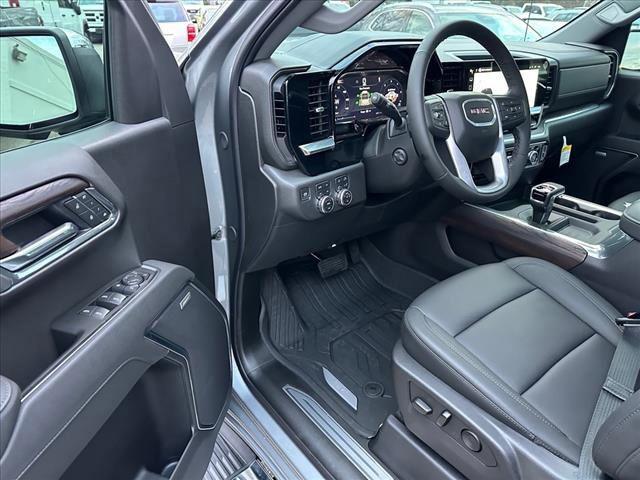 new 2025 GMC Sierra 1500 car, priced at $60,040