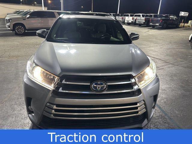 used 2017 Toyota Highlander car, priced at $22,900