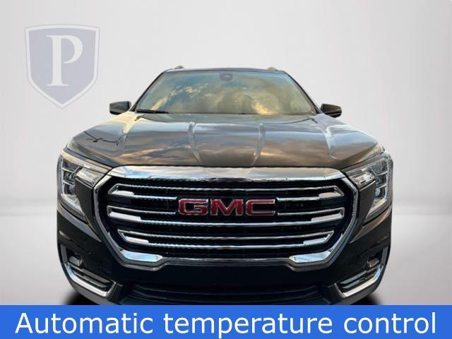 new 2024 GMC Terrain car, priced at $29,999