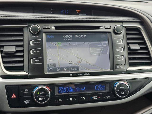 used 2016 Toyota Highlander car, priced at $20,987