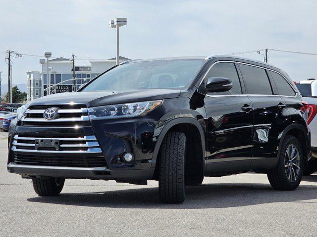 used 2019 Toyota Highlander car, priced at $26,980