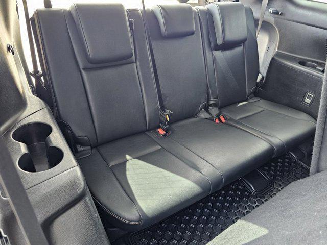 used 2019 Toyota Highlander car, priced at $26,980