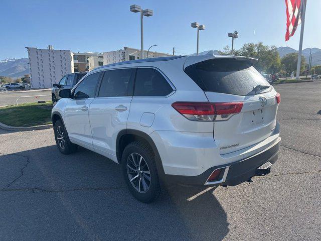 used 2019 Toyota Highlander car, priced at $25,778