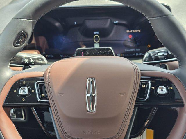 new 2025 Lincoln Aviator car, priced at $70,652