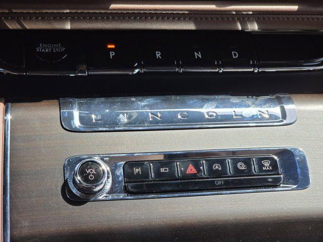 new 2025 Lincoln Aviator car, priced at $70,652