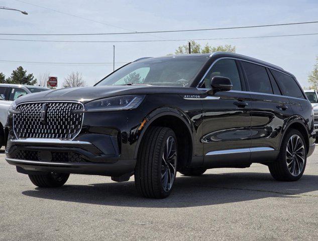 new 2025 Lincoln Aviator car, priced at $70,652